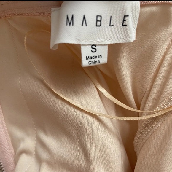 MABLE Frida  Tulle Mini Strapless Dress In Dusty Pink Size Small PROM Photoshoot - Picture 6 of 9